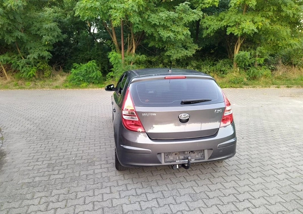 Hyundai I30 cena 17200 przebieg: 178000, rok produkcji 2008 z Wrocław małe 172